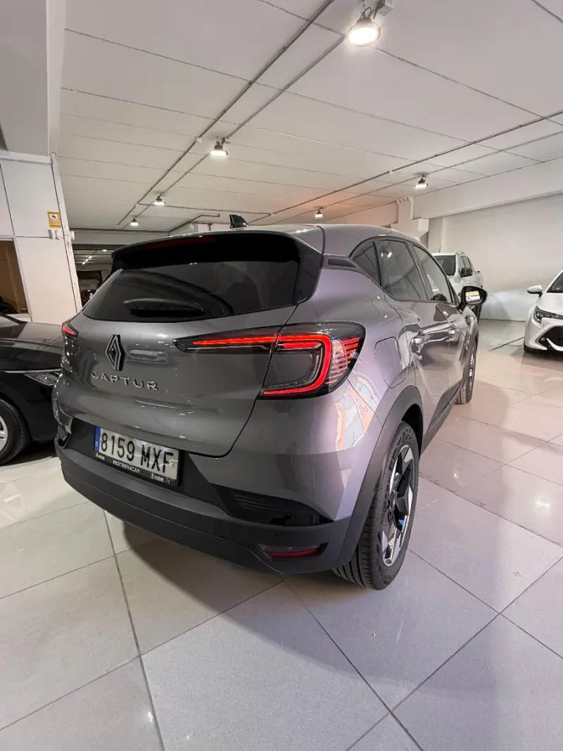Renault Captur 2024, foto 5