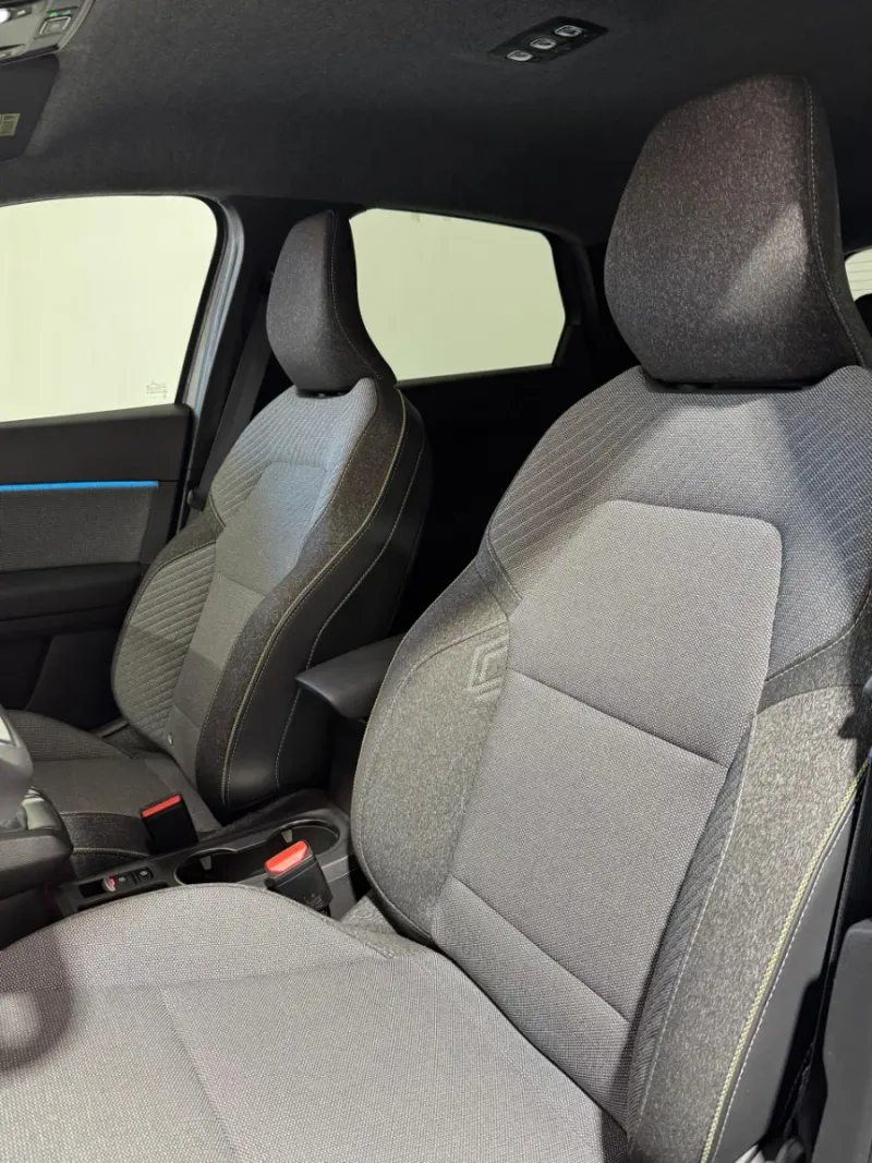 Renault Captur 2024, foto 16