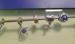 Lote 3 charms plata Pandora