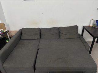 Sofá chaise longue extensible con almacenaje