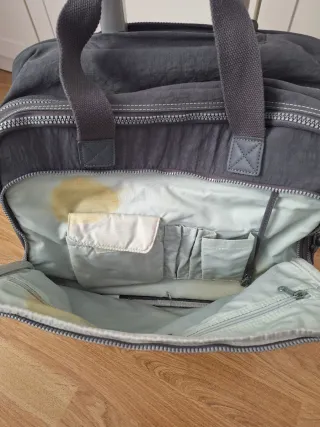 Maleta de mano Kipling gris para portátil