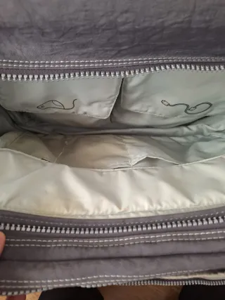 Maleta de mano Kipling gris para portátil