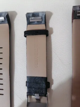 2 Correas Fitbit Piel Negra y Marrón