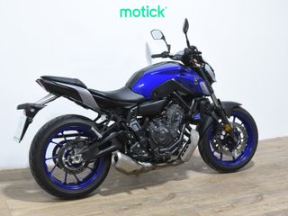 YAMAHA MT-07 (A2)