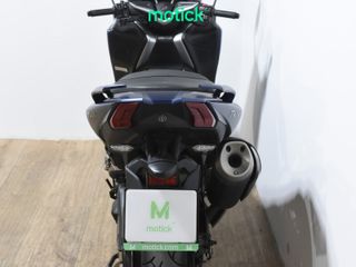 YAMAHA TMAX 530