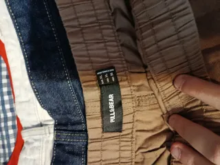 Pantalón corto marrón