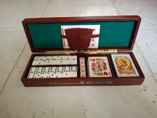 Estuche de juegos de mesa