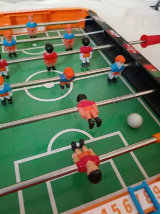 Futbolín de mesa pequeño