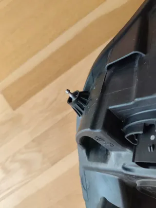 Faro Derecho Led Ford Focus 2019-2023