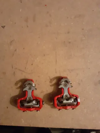 Calas pedales automáticos MTB