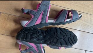 Sandalias trekking Quechua mujer grises y rosas