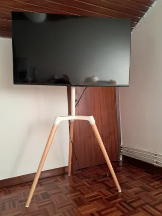 Soporte TV Trípode Madera