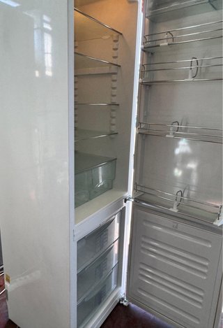 FRIGORÍFICO COMBI NO FROST MARCA LIEBHERR