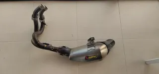 Escape de moto Akrapovic  Kawa 650