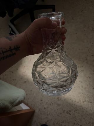 Jarrón de cristal tallado