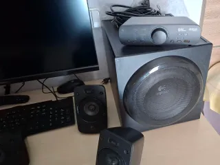 Altavoces Logitech 5.1 THX Negro