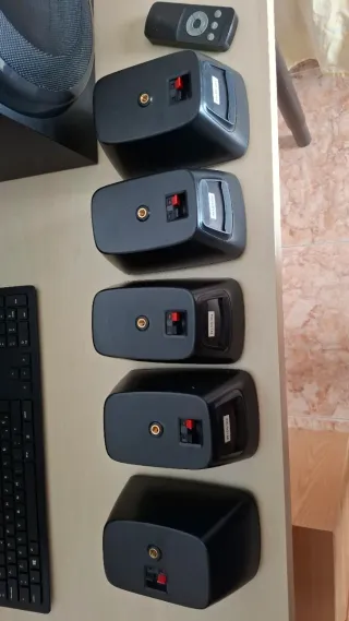 Altavoces Logitech 5.1 THX Negro
