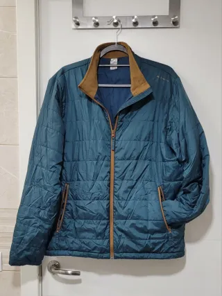 Bonita chaqueta termica,acolchada * Quechua *