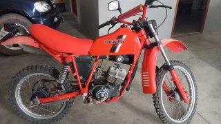 Derbi TT8 74 Enduro Roja de segunda mano por 1 EUR en La Solana en