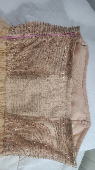 Vestido fiesta niña beige y dorado