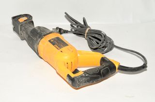 SIERRA SABLE DEWALT DWE305PK