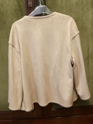 Chaqueta Woman Beige Talla XS. Nueva