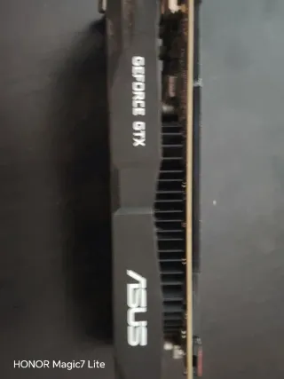 ASUS GTX 1050 Ti 4GB Tarjeta Gráfica