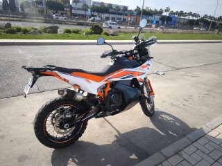 KTM 890 Adventure R Naranja/Blanca