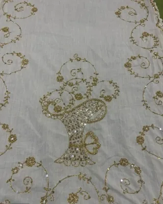Delantal antiguo batista bordado oro         (1.2)
