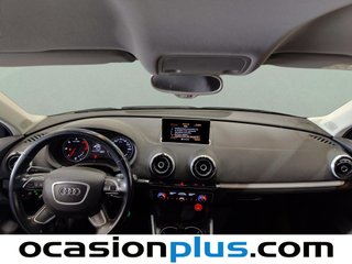 Audi A3 Sedan Attracted 1.6 TDI clean diesel 81 kW (110 CV)