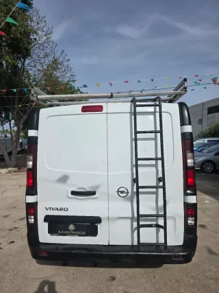 Opel Vivaro. 168.570klm