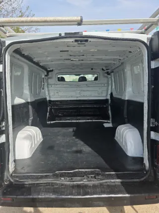 Opel Vivaro. 168.570klm