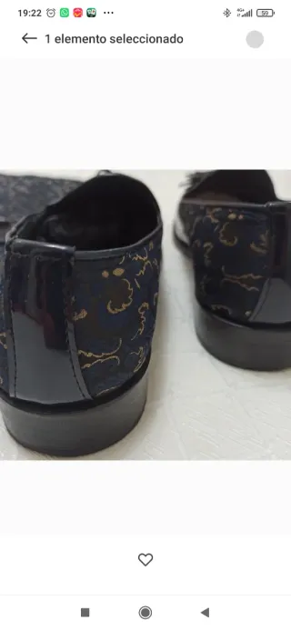 Chaleco, corbatón, pañuelo y zapatos novio.