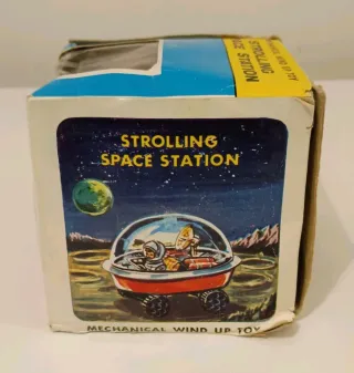 Stazione Spaziale ambulante a carica anni '60