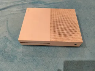 Xbox One S Bianca