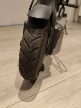 Patinete Xiaomi Mi Electric Scooter Essential