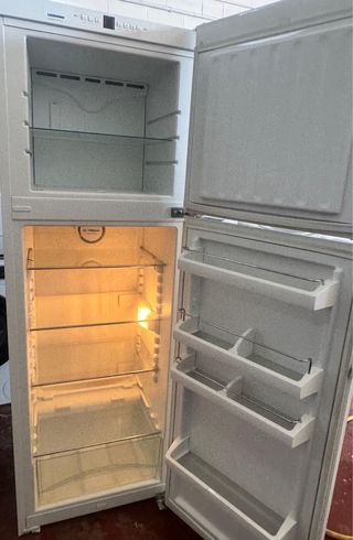 NEVERA DOS PUERTAS LIEBHER BLANCO CLASE A+++