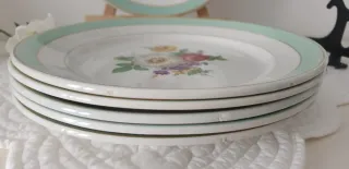 Piatto Bandoviller vintage con fiori