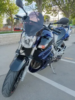 Suzuki GSR 600 98cv 2008