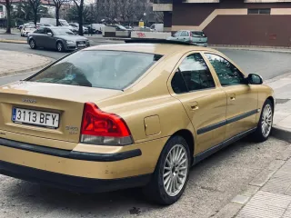 Volvo S60 2002