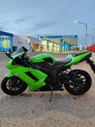 Kawasaki ZX6R 2008 de segunda mano por 5.500 EUR en Móstoles en
