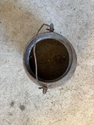 2 Calderos de Hierro Antiguos vintage