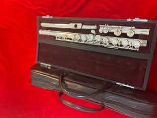 Flauta Yamaha YFL-514 como nuevo