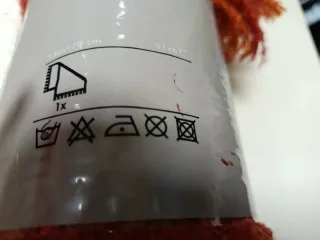 Manta naranja y roja Ikea INEZ