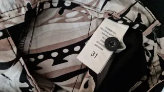 Bermudas Lois Equip urbanas y skate