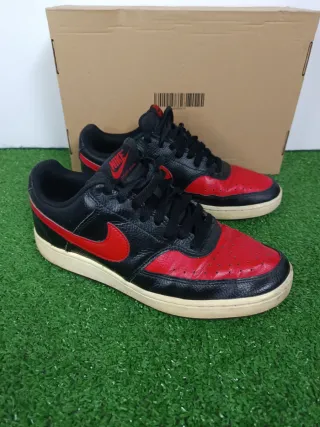 Zapatillas Nike Negras y Rojas