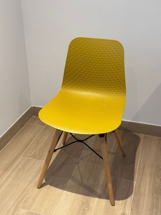Silla Comedor Mostaza Diseño Nórdico