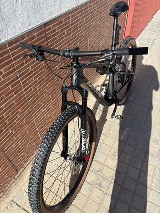 MMR Kenta 30 2024 Carbono XC Doble Suspensión
