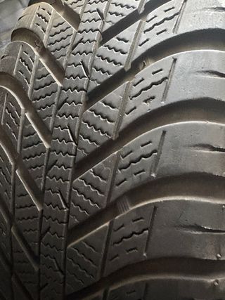 Neumáticos 215/60R17 Mercedes