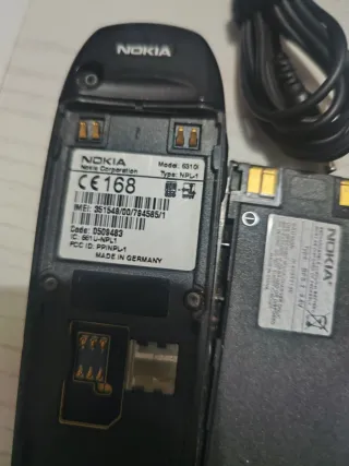 Nokia 6310i con cargador original SIN LIBERAR